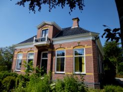 het huis te leens (13K)